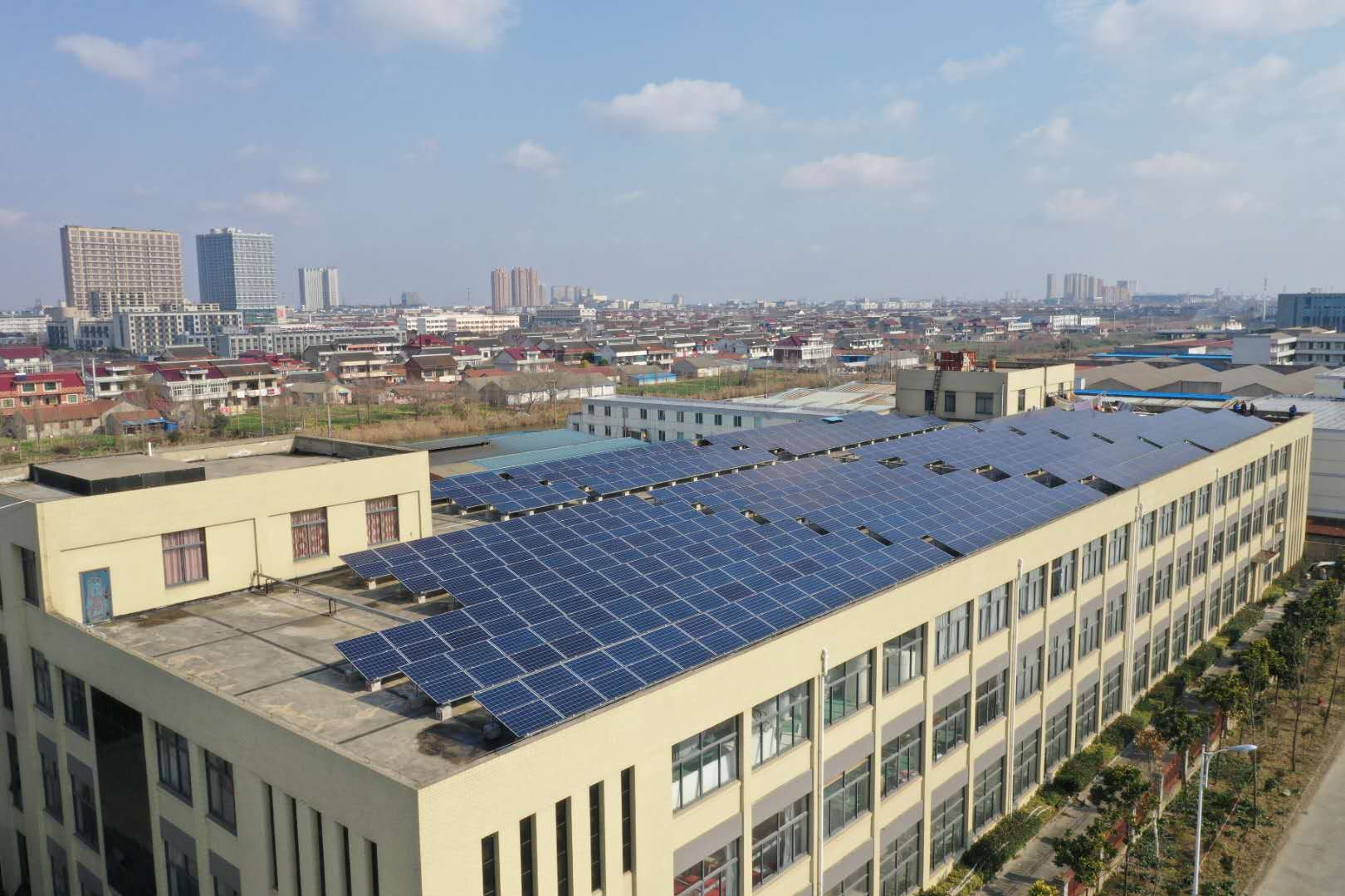 順航紡織太陽(yáng)能光伏電站